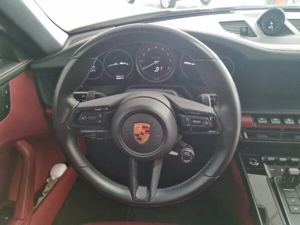 Porsche 911 Targa 4 GTS - immagine 15