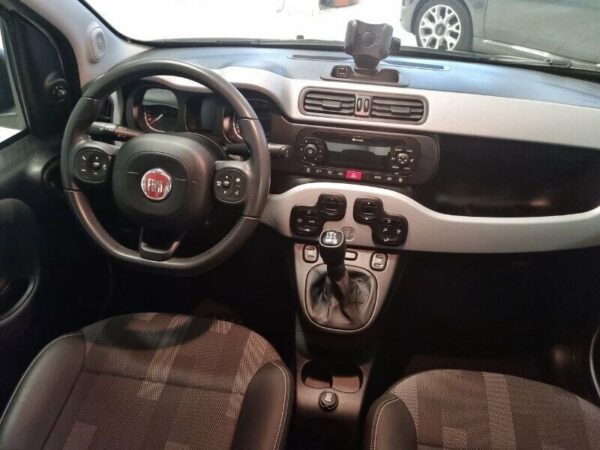 FIAT Panda 1.2 City Cross - immagine 9