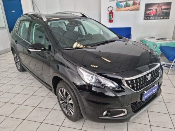 Peugeot 2008 PureTech 82 Allure - immagine 2