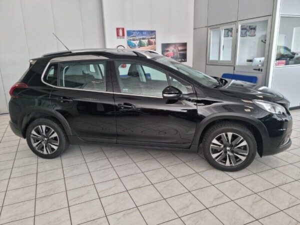 Peugeot 2008 PureTech 82 Allure - immagine 5