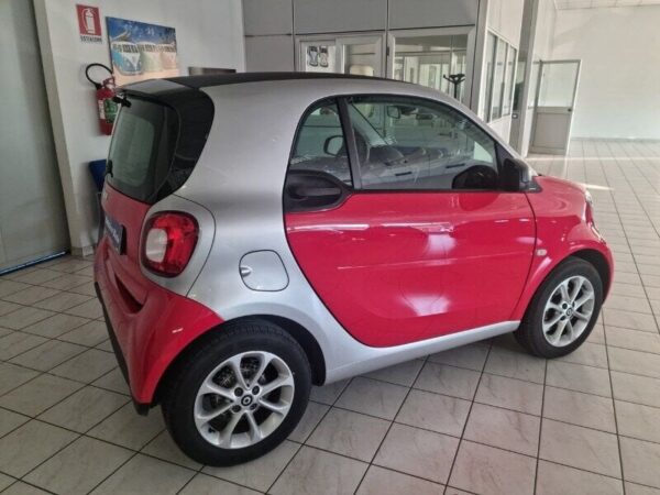 smart fortwo 70 1.0 twinamic Passion - immagine 3