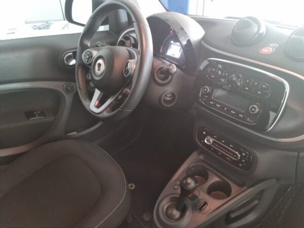 smart fortwo 70 1.0 twinamic Passion - immagine 13